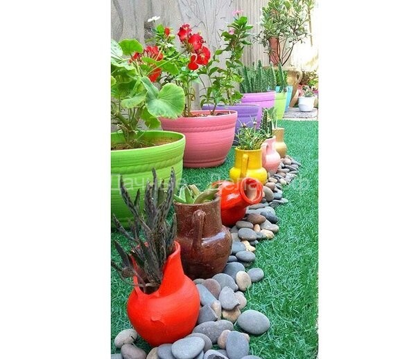 Предельно простой и выразительный садовый декор для тех, кто устал от рутины.