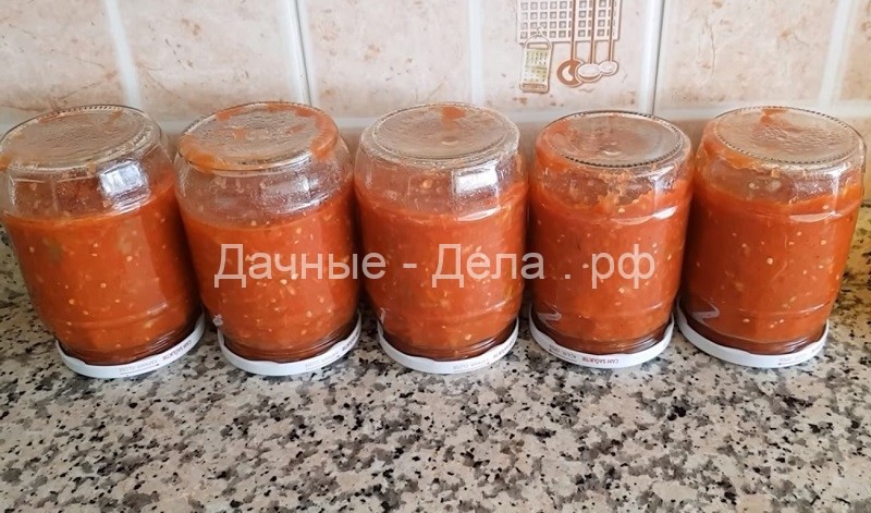 Острый томатный соус на зиму