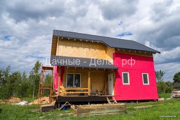 Белорус сам возводит каркасный дом и рассчитывает уложиться в $20 000