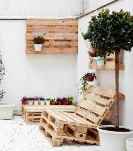 17 идей, которые помогут превратить невзрачные поддоны в красивые вещи для дома и сада
