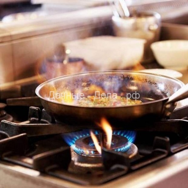 10 распространённых ошибок на кухне, которые выдают неопытного кулинара